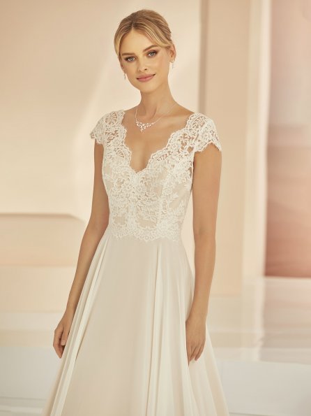 Bianco-Evento-bridal-dress-SABIA-champagne-(3)